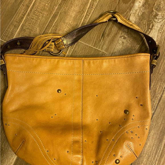 Vtg Coach Vachetta Tan Leather Crystal Studded Hobo D05S-8A28. 12” x 5”. - Picture 4 of 5